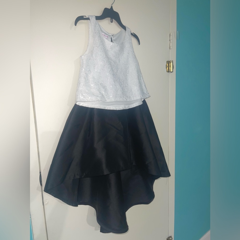 Bonnie Jean Girls Black And White Hi-Lo Skirt Set - Size 10